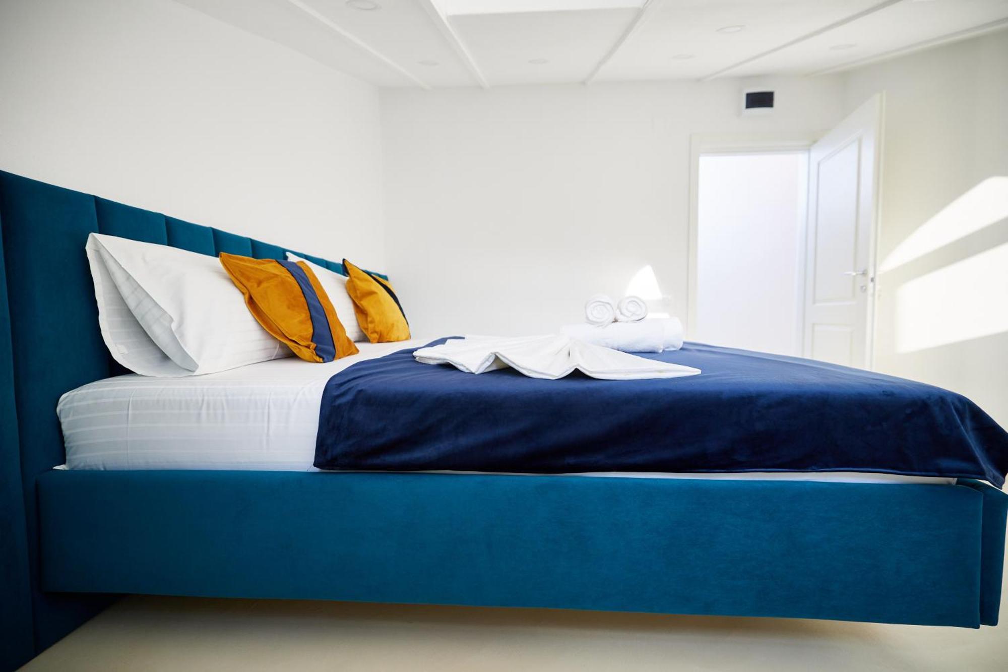 Carol Park View Hotel 3*
