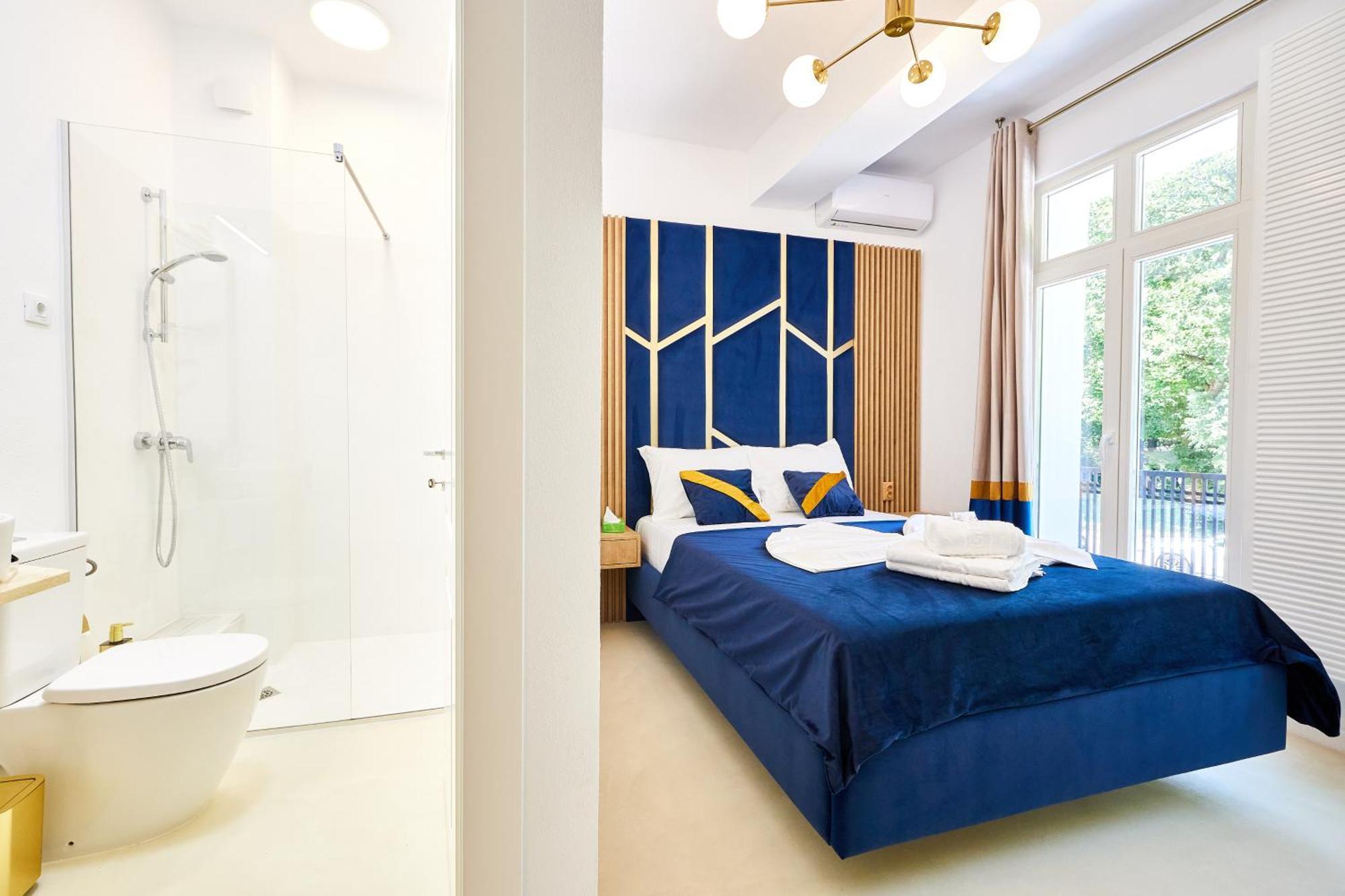 Carol Park View 3* Bucharest